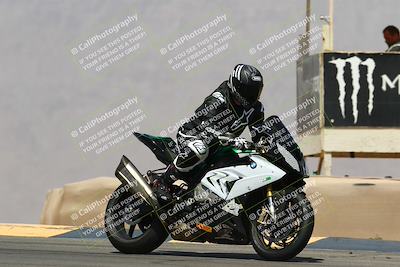 media/Mar-28-2022-Superbike Trackdays (Mon) [[b8603d0f67]]/Advanced Group (1pm-130pm)/Turn 9/